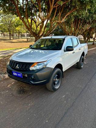 MITSUBISHI L200 TRITON 2.4 16V TURBO DIESEL SPORT GL CD 4P 4X4 MANUAL
